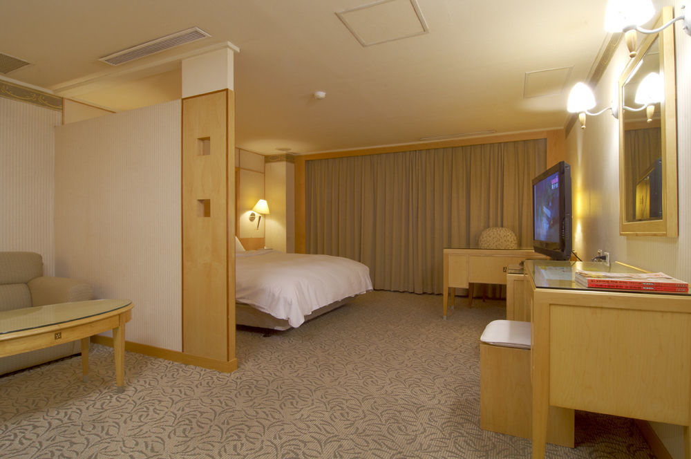 Golden Garden Hotel Taipei Dış mekan fotoğraf