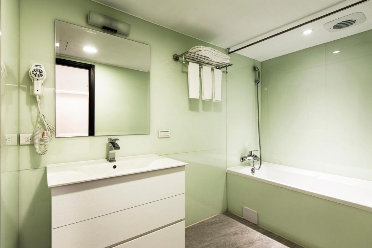 Golden Garden Hotel Taipei Dış mekan fotoğraf
